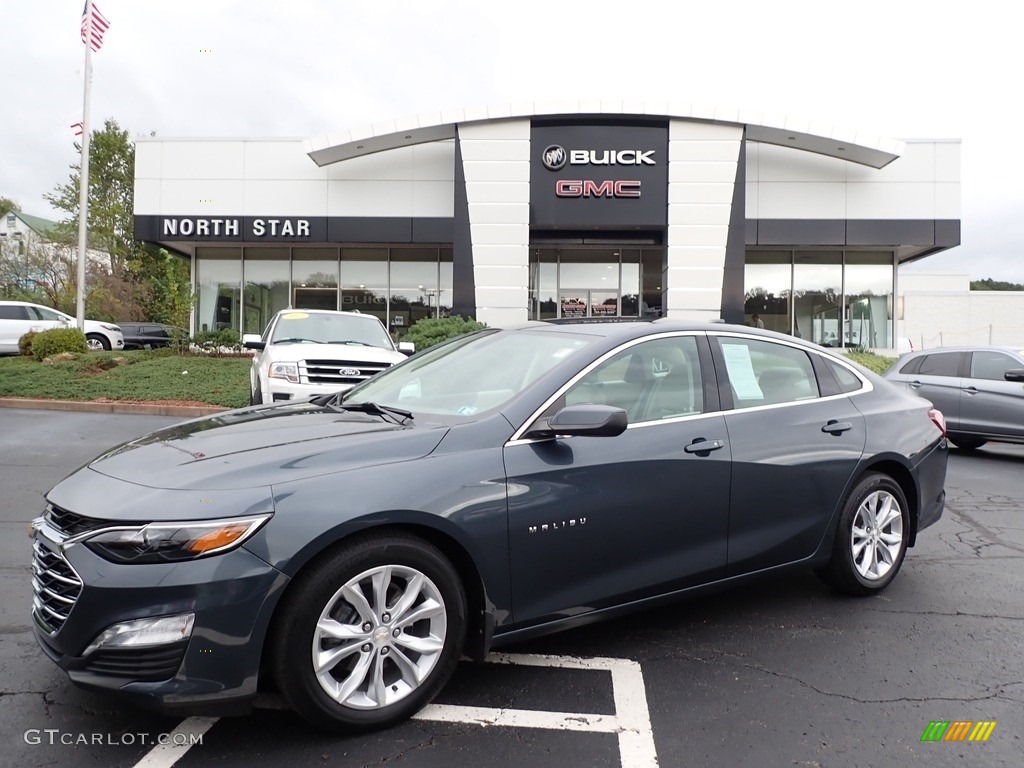 Shadow Gray Metallic Chevrolet Malibu