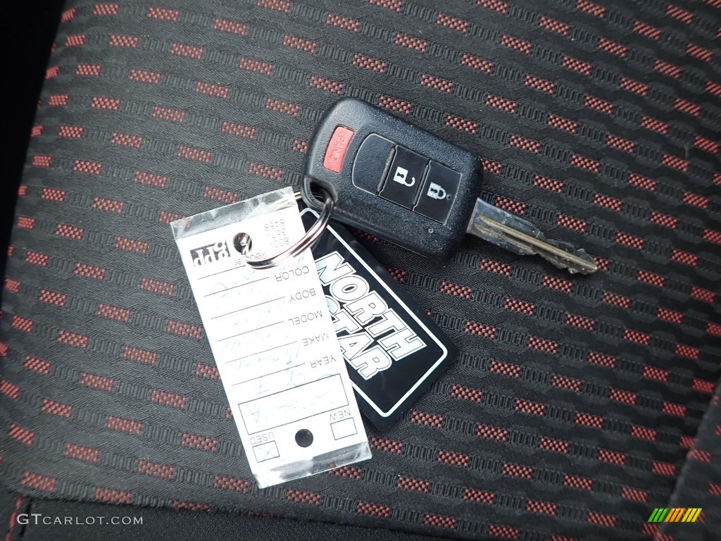 2017 Mitsubishi Outlander Sport LE AWC Keys Photo #142947111