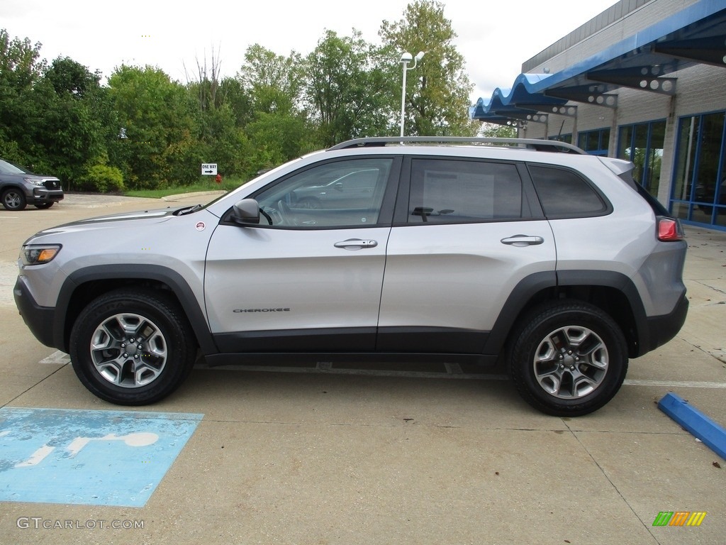 2019 Cherokee Trailhawk 4x4 - Billet Silver Metallic / Black photo #10