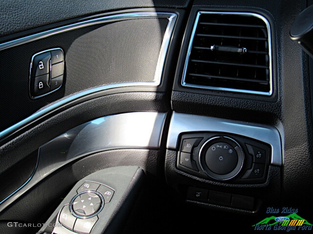 2018 Explorer Limited 4WD - Magnetic Metallic / Ebony Black photo #24
