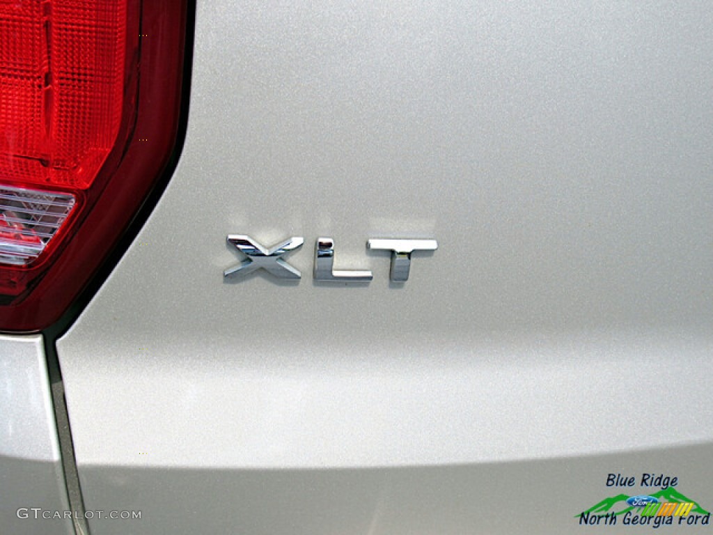 2017 Explorer XLT 4WD - White Gold / Ebony Black photo #29