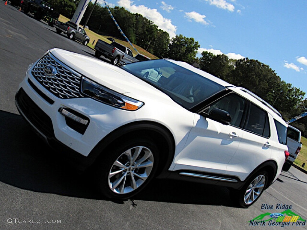 2021 Explorer Platinum 4WD - Star White Metallic Tri-Coat / Sandstone photo #27