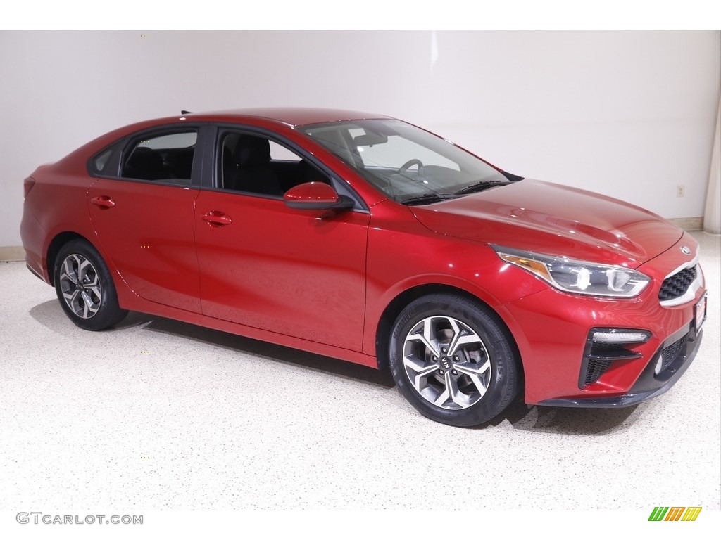 2019 Forte FE - Currant Red / Black photo #1
