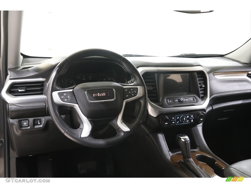 2018 GMC Acadia SLE AWD Dashboard Photos