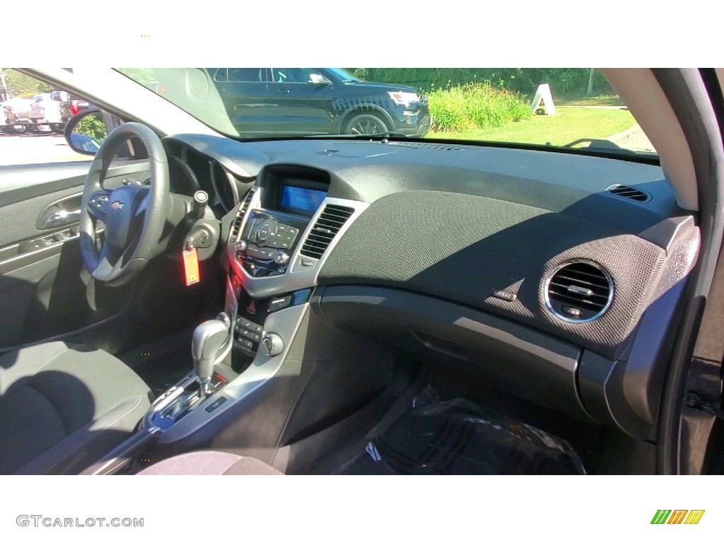 2014 Cruze LT - Blue Ray Metallic / Jet Black photo #25