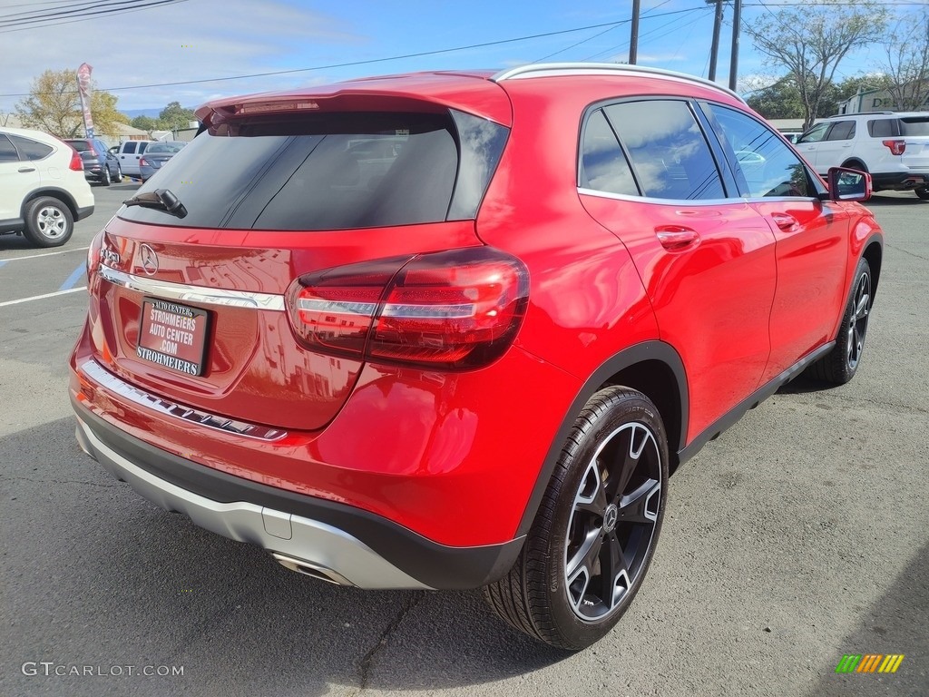 2019 GLA 250 - Jupiter Red / Sahara Beige photo #4