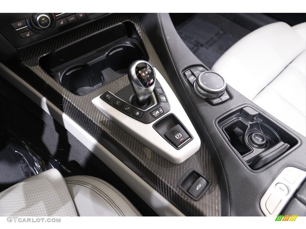 2015 BMW M6 Convertible Transmission Photos