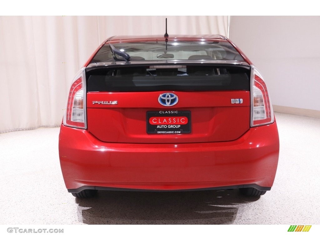 2013 Prius Two Hybrid - Barcelona Red Metallic / Bisque photo #17