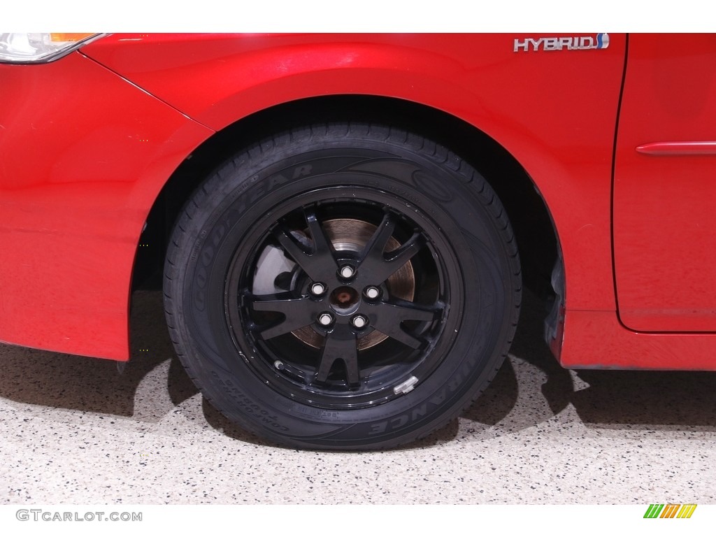 2013 Prius Two Hybrid - Barcelona Red Metallic / Bisque photo #19