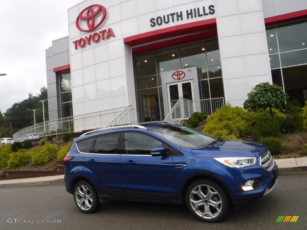 2019 Escape Titanium 4WD - Lightning Blue / Chromite Gray/Charcoal Black photo #2
