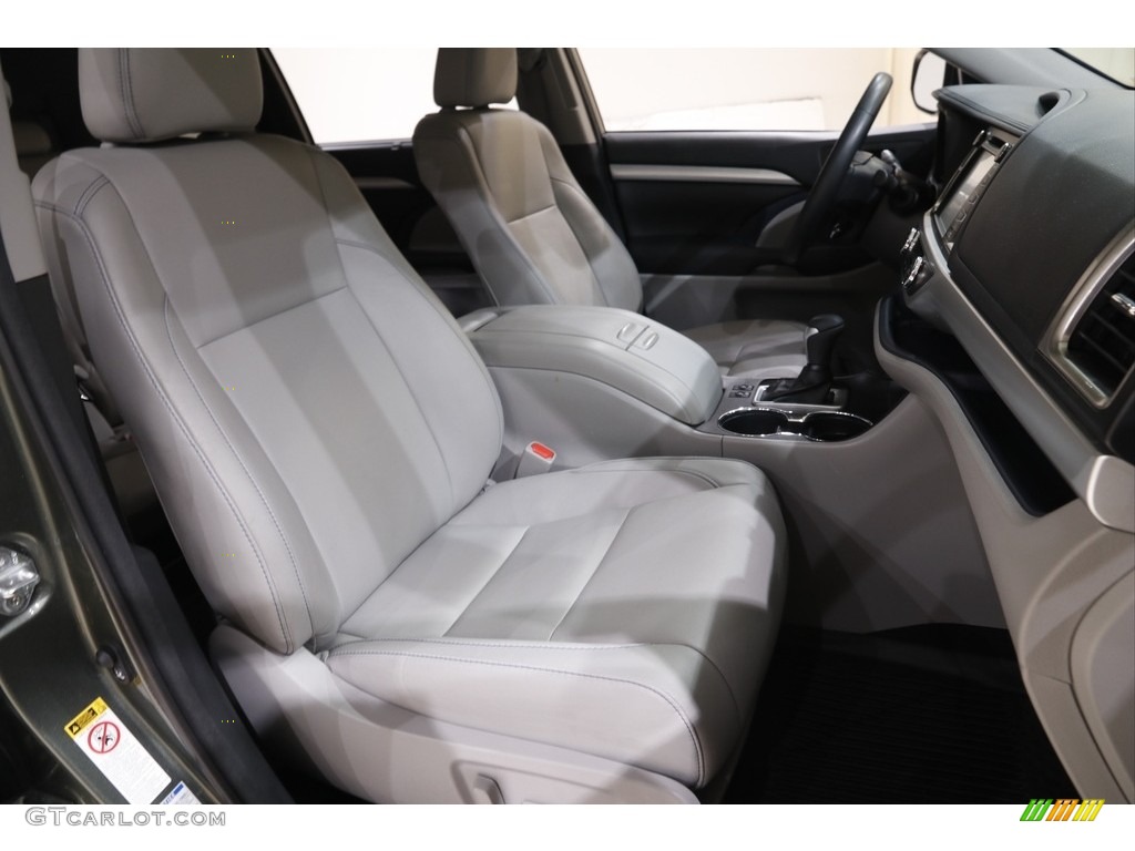 2018 Highlander XLE AWD - Alumina Jade Metallic / Ash photo #16