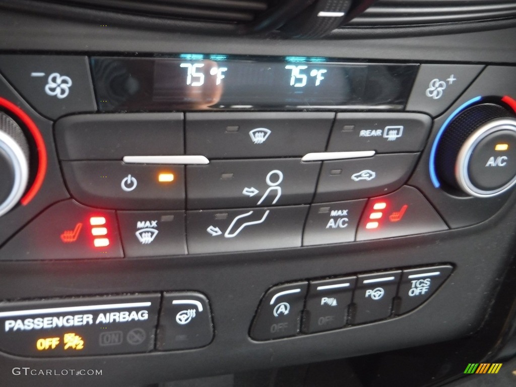 2019 Escape Titanium 4WD - Lightning Blue / Chromite Gray/Charcoal Black photo #26