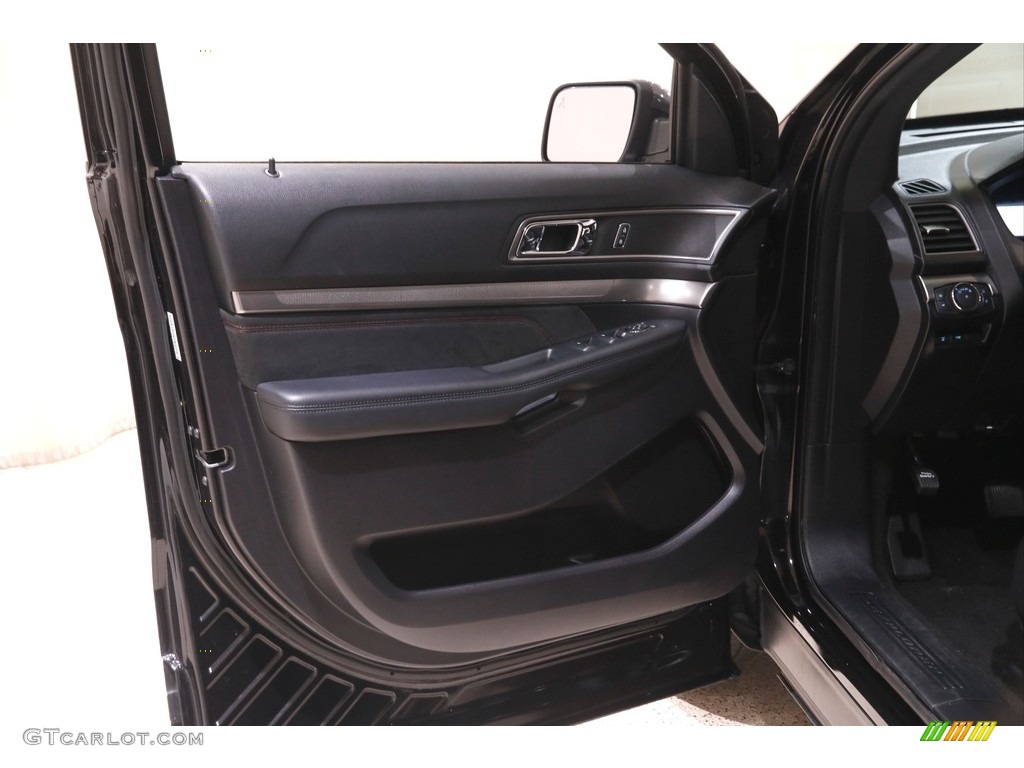 2019 Explorer XLT 4WD - Agate Black / Medium Black photo #5