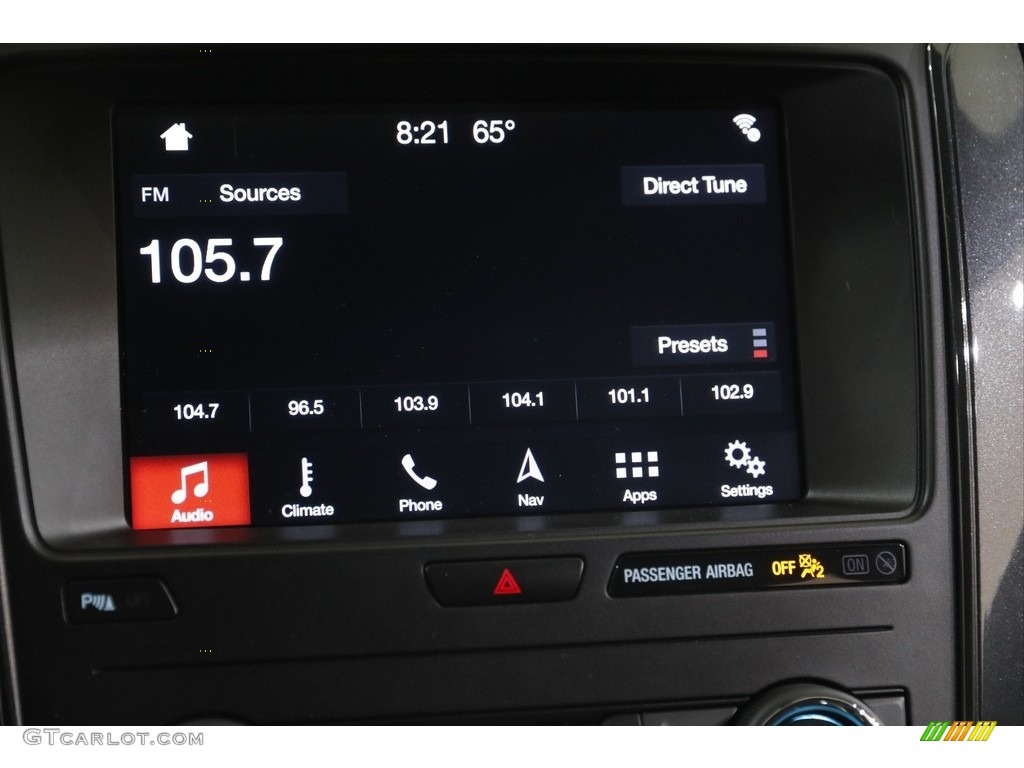2019 Explorer XLT 4WD - Agate Black / Medium Black photo #11