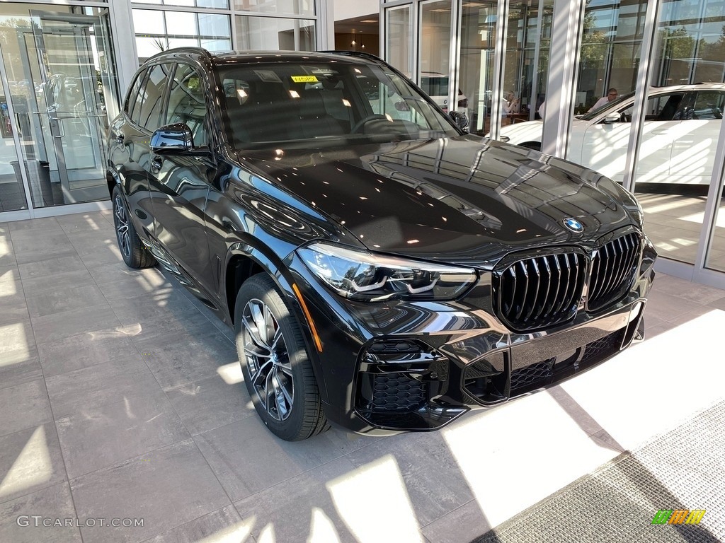 Black Sapphire Metallic BMW X5