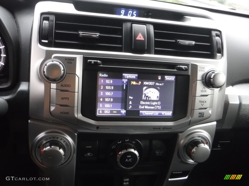 2018 4Runner SR5 4x4 - Nautical Blue Metallic / Graphite photo #4