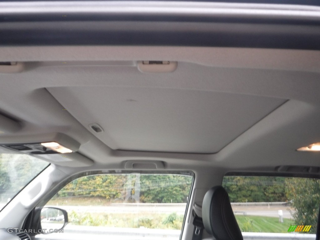 2018 4Runner SR5 4x4 - Nautical Blue Metallic / Graphite photo #21