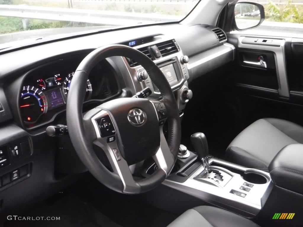 2018 4Runner SR5 4x4 - Nautical Blue Metallic / Graphite photo #22