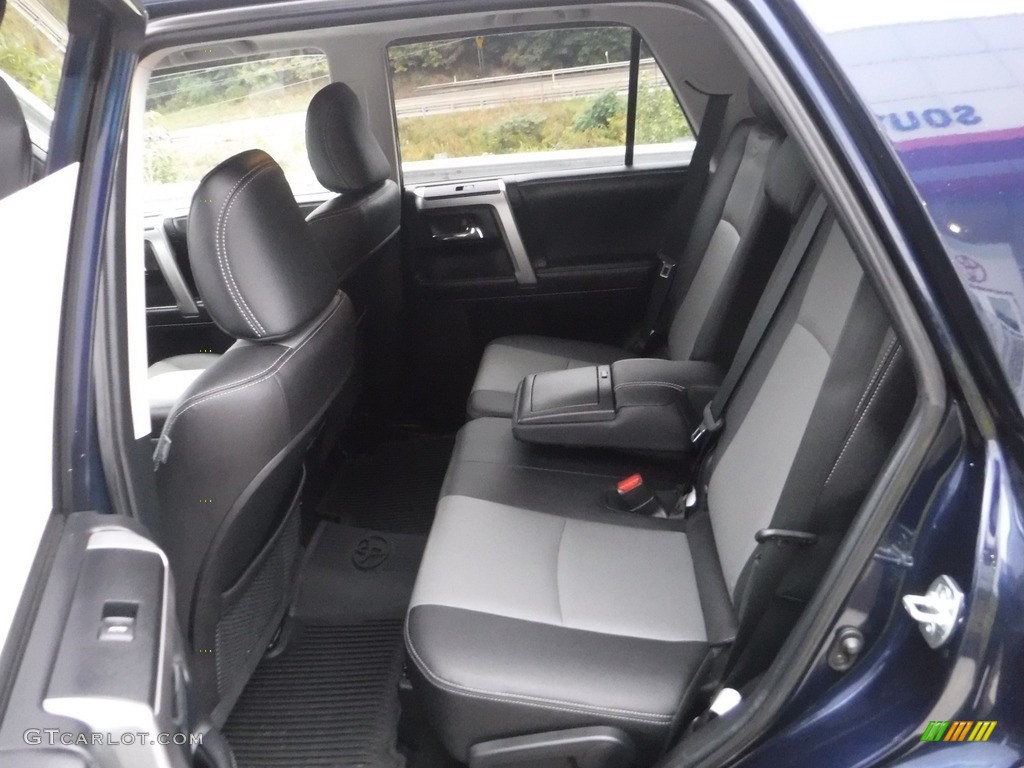 2018 4Runner SR5 4x4 - Nautical Blue Metallic / Graphite photo #34