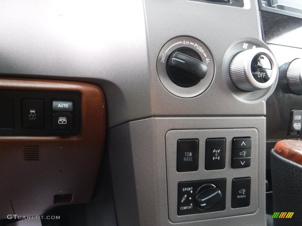 2014 Toyota Sequoia Platinum 4x4 Controls Photo #142962495