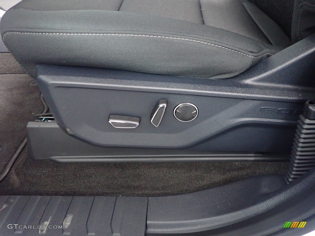 2021 F150 XLT SuperCrew 4x4 - Space White / Black photo #24