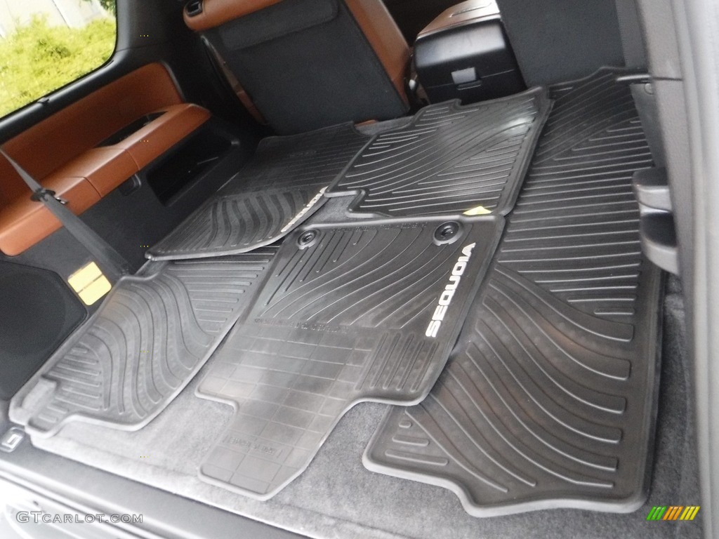 2014 Toyota Sequoia Platinum 4x4 Trunk Photos