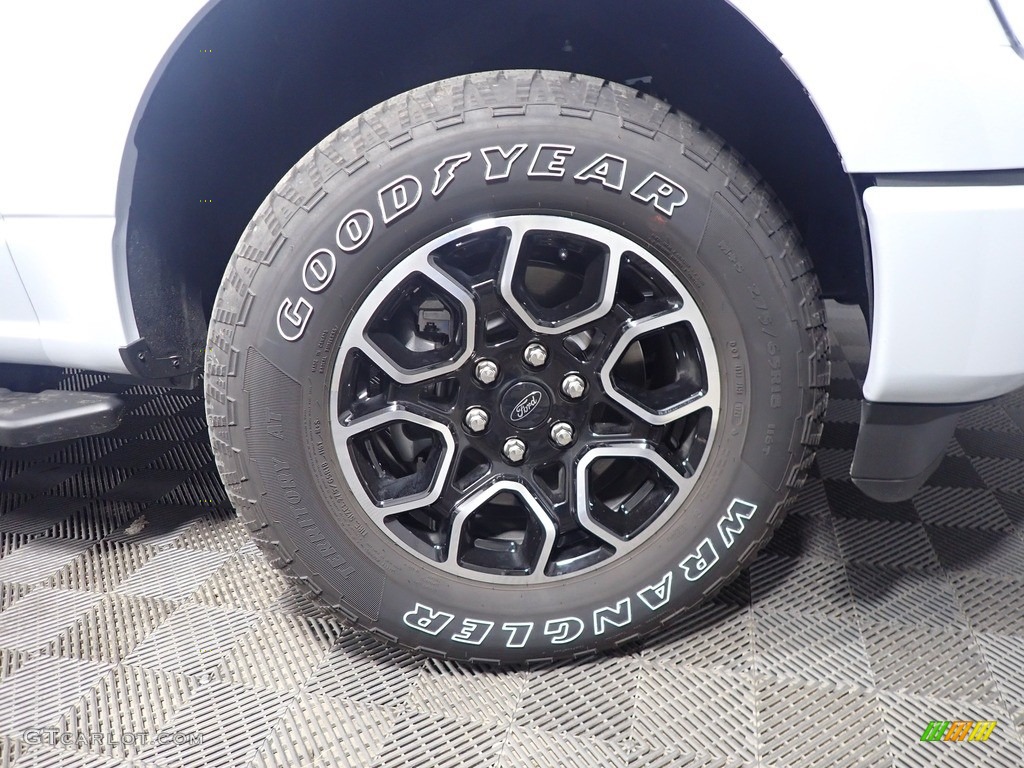 2021 F150 XLT SuperCrew 4x4 - Space White / Black photo #43