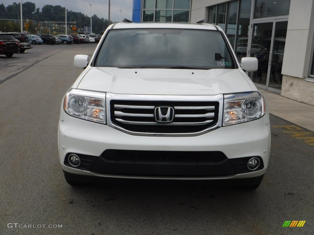 2015 Pilot Touring 4WD - White Diamond Pearl / Beige photo #5