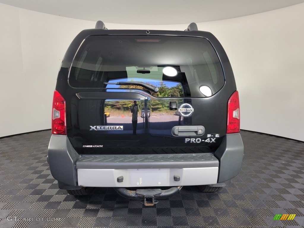 2015 Xterra PRO-4X 4x4 - Super Black / PRO-4X Gray/Steel photo #9