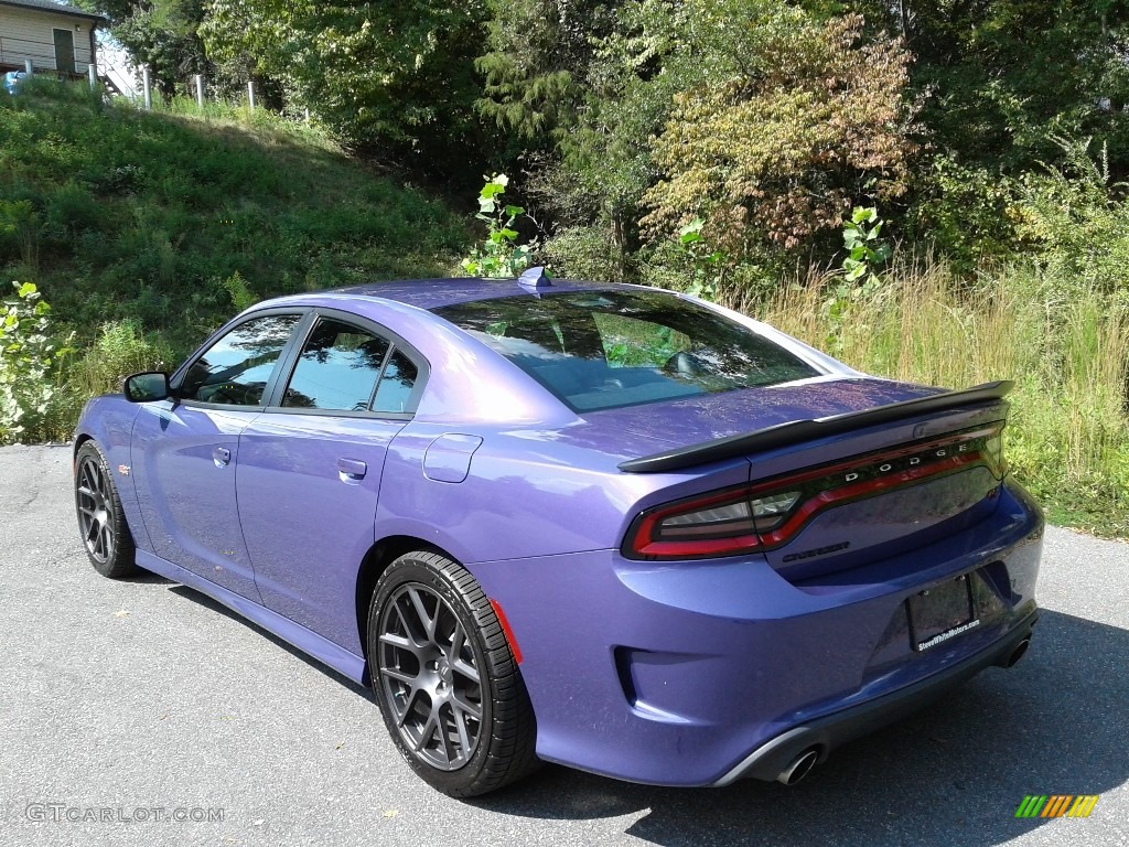 2018 Charger R/T Scat Pack - Plum Crazy Pearl / Black photo #8