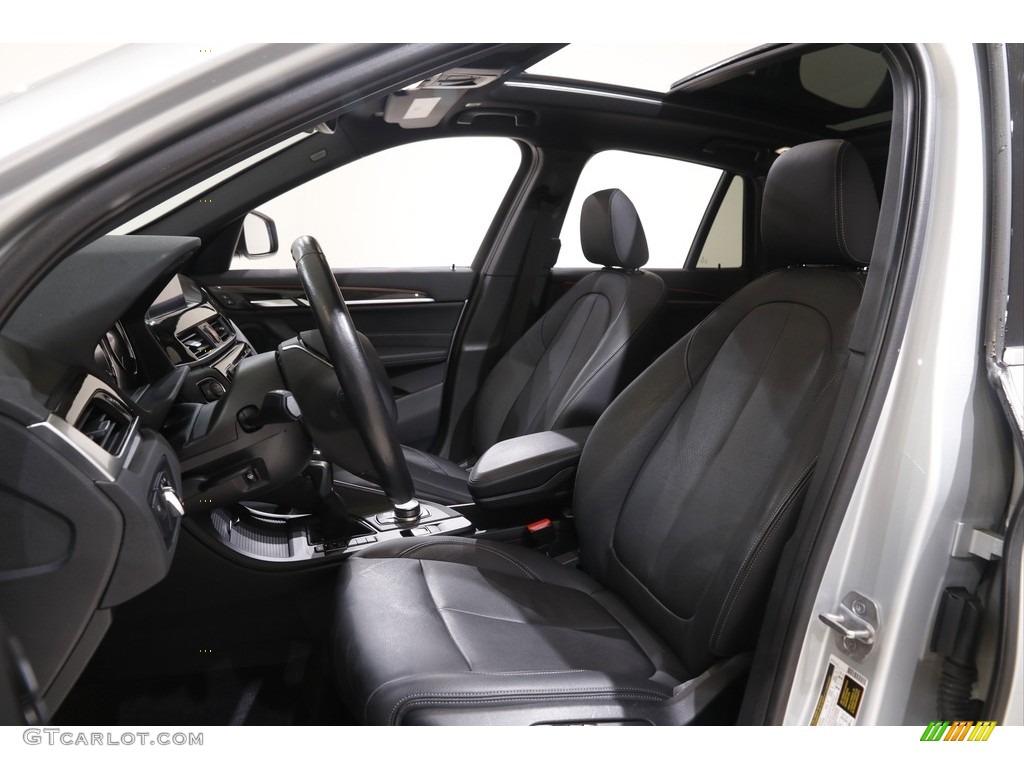 2018 X1 xDrive28i - Glacier Silver Metallic / Black photo #5