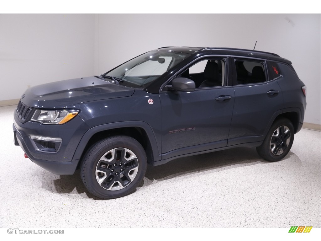 2017 Compass Trailhawk 4x4 - Rhino / Black/Ruby Red photo #3