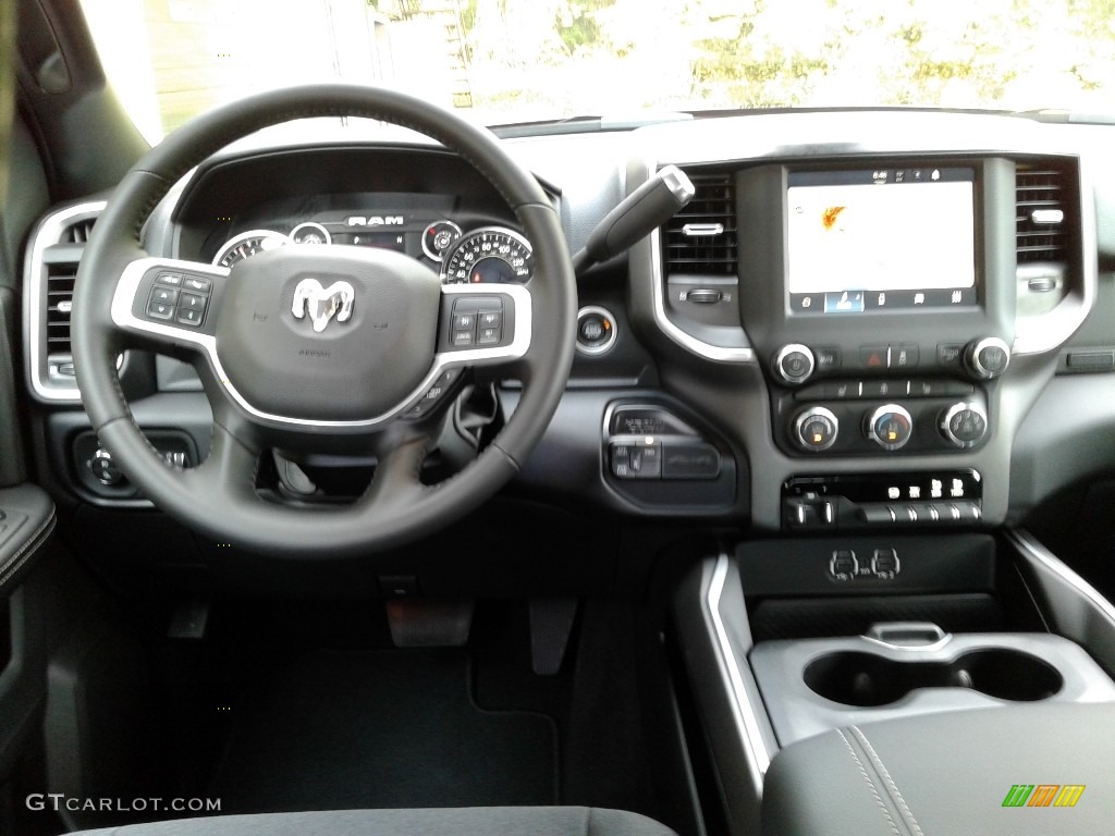 2022 Ram 2500 Big Horn Crew Cab 4x4 Dashboard Photos