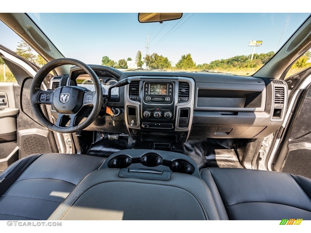 Black/Diesel Gray Interior 2017 Ram 2500 Tradesman Crew Cab 4x4 Photo #142978301