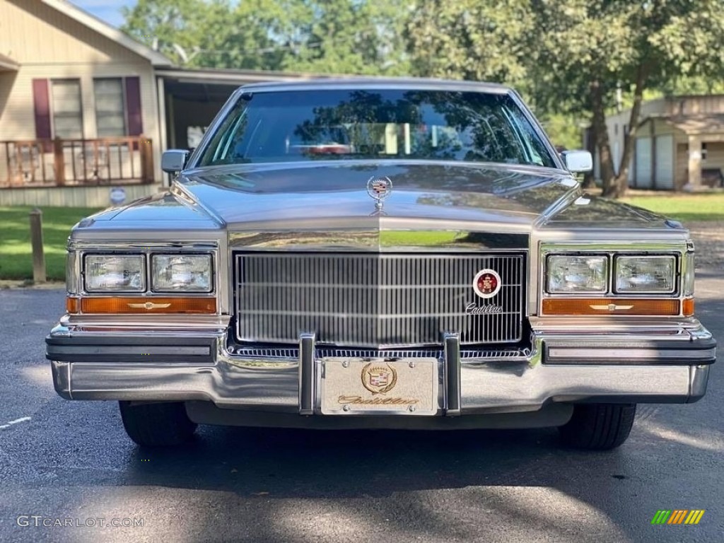 Light Chestnut Metallic 1986 Cadillac Fleetwood Brougham D'Elegance Exterior Photo #142978388