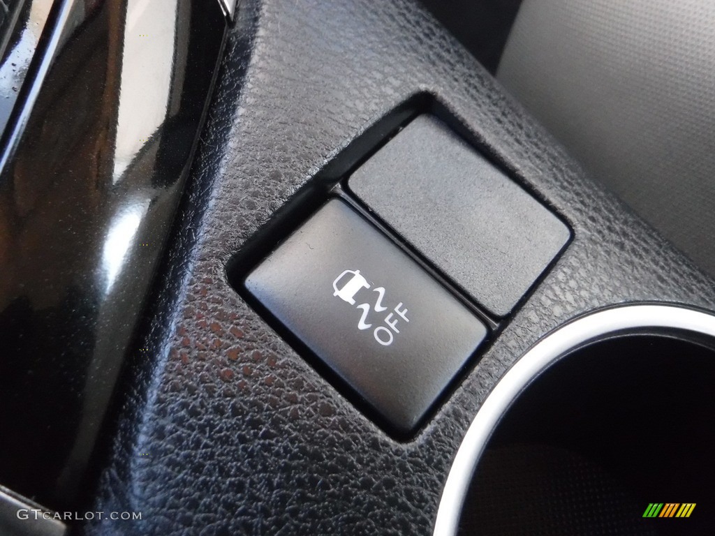 2019 Corolla LE - Galactic Aqua Mica / Almond photo #8