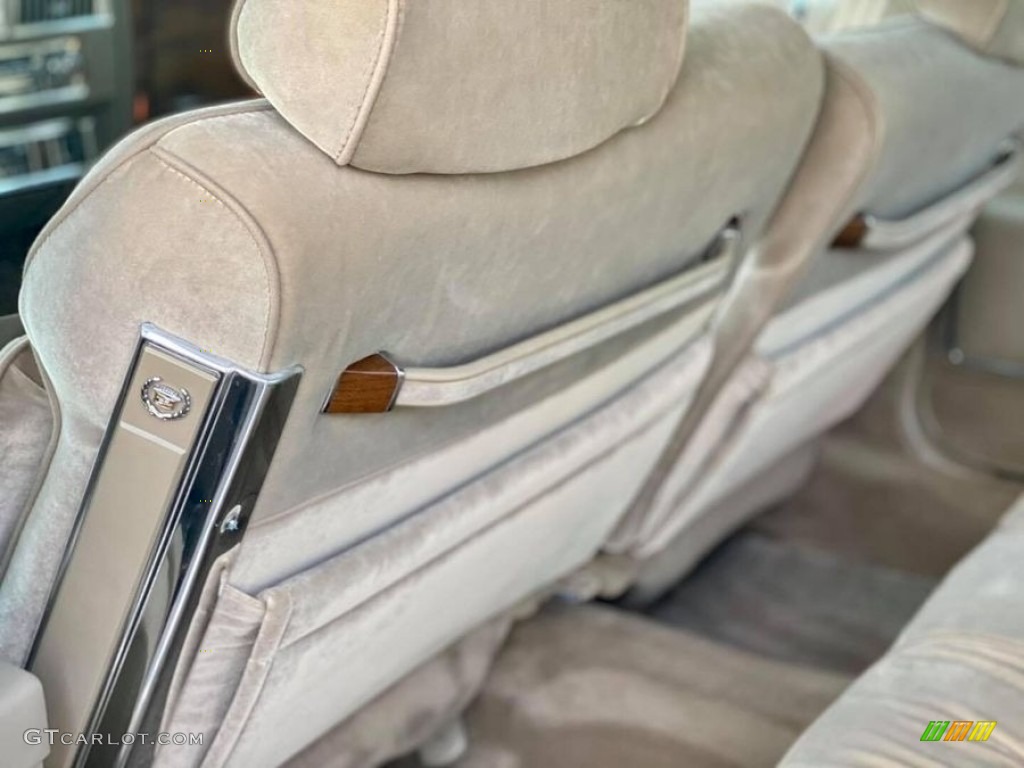 1986 Cadillac Fleetwood Brougham D'Elegance Rear Seat Photos