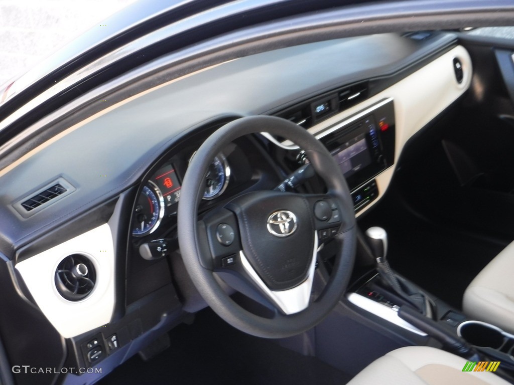 2019 Corolla LE - Galactic Aqua Mica / Almond photo #20