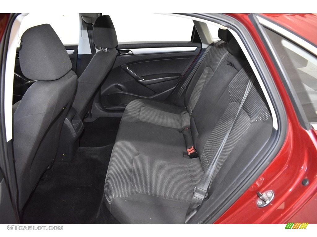 2017 Passat S Sedan - Fortana Red Metallic / Titan Black photo #8