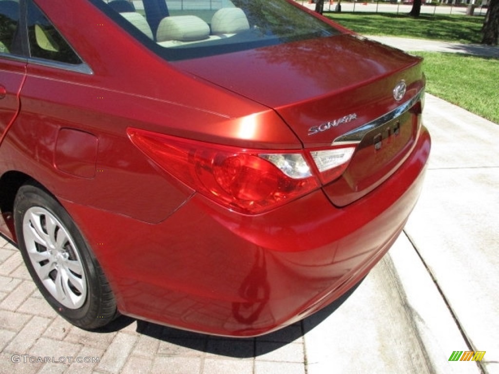 2011 Sonata GLS - Venetian Red / Camel photo #31