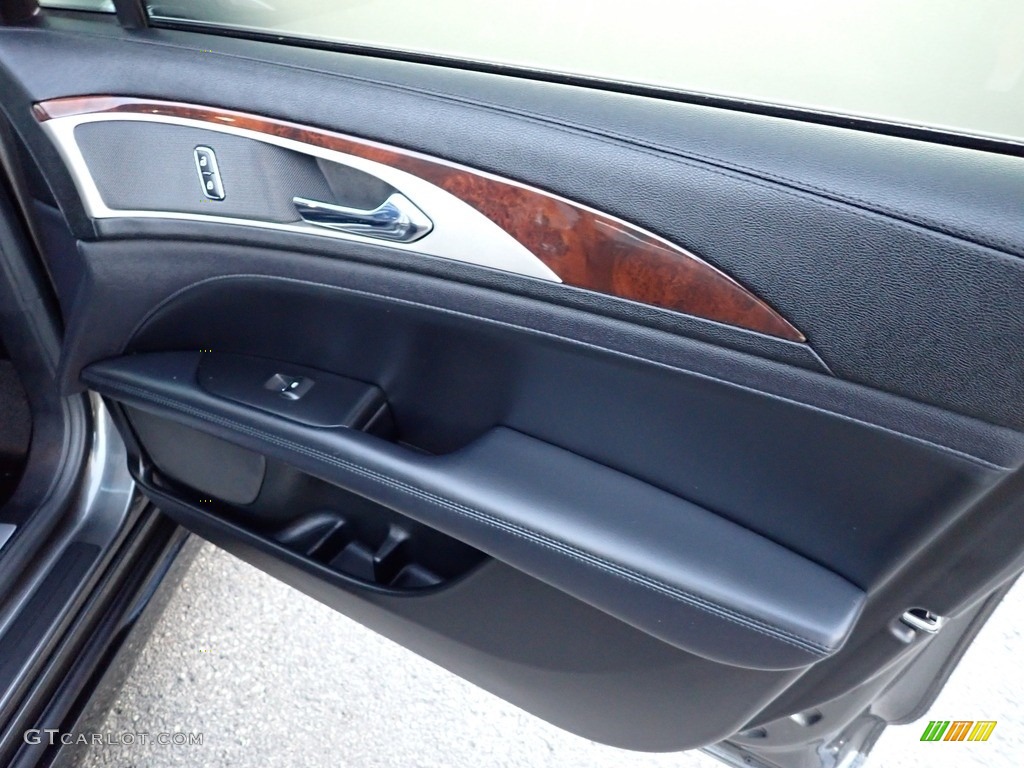 2017 Lincoln MKZ Reserve AWD Ebony Door Panel Photo #142987254