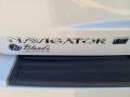 White Platinum - Navigator L Select Photo No. 47