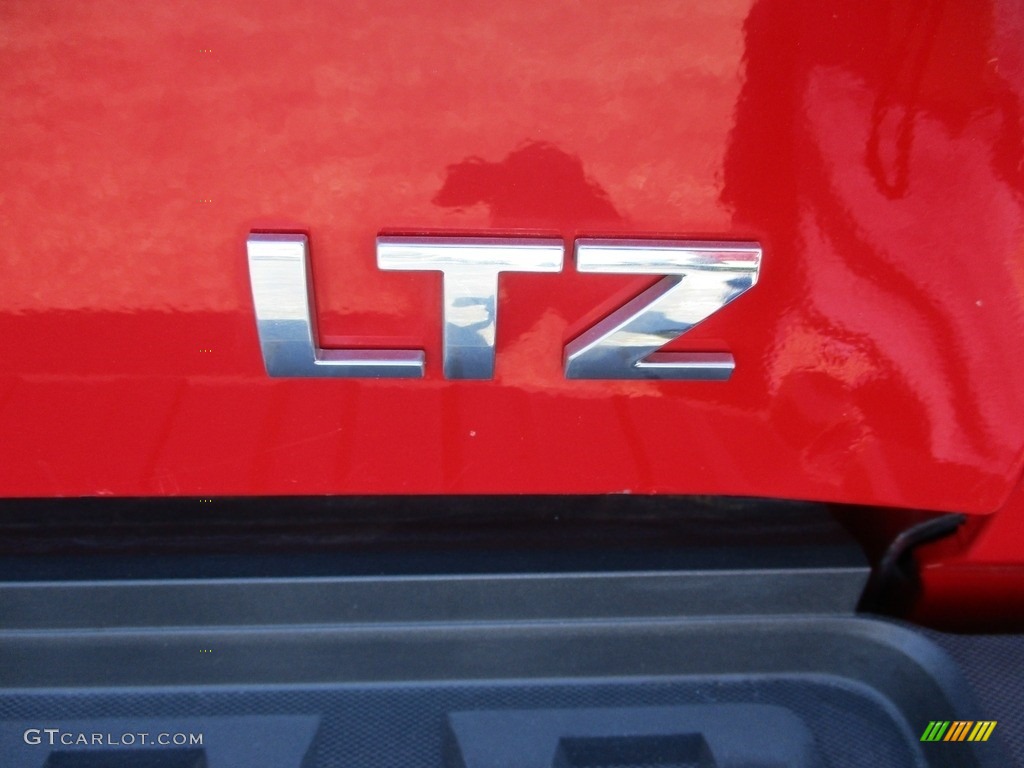 2015 Chevrolet Silverado 2500HD LTZ Double Cab Marks and Logos Photo #142989624