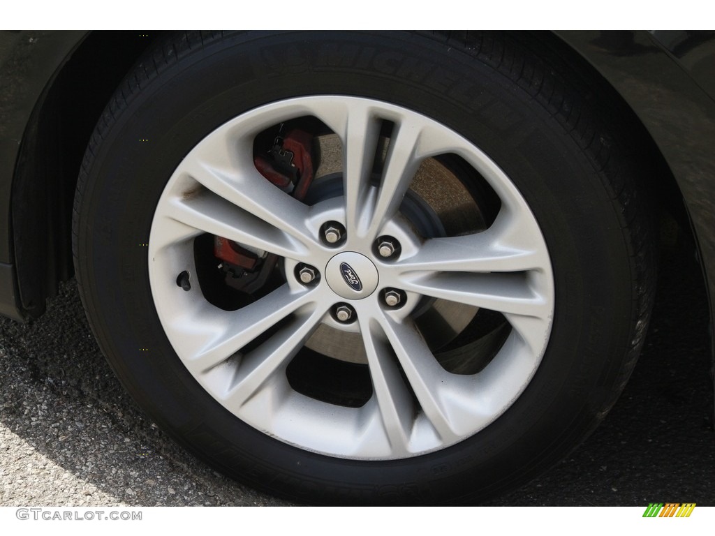 2015 Taurus SE - Tuxedo Black Metallic / Dune photo #21