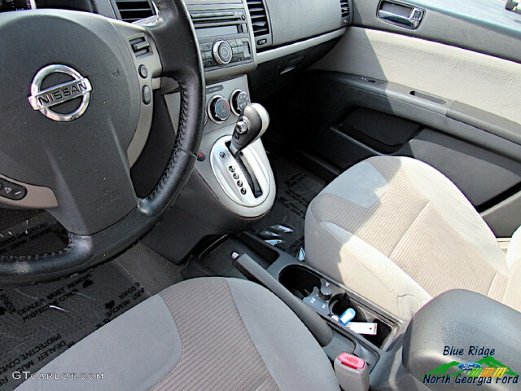 2010 Sentra 2.0 S - Magnetic Gray Metallic / Charcoal photo #16