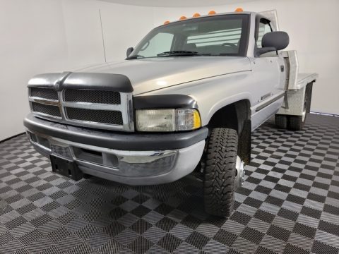 1999 Dodge Ram 3500 Laramie Regular Cab 4x4 Chassis Data, Info and Specs