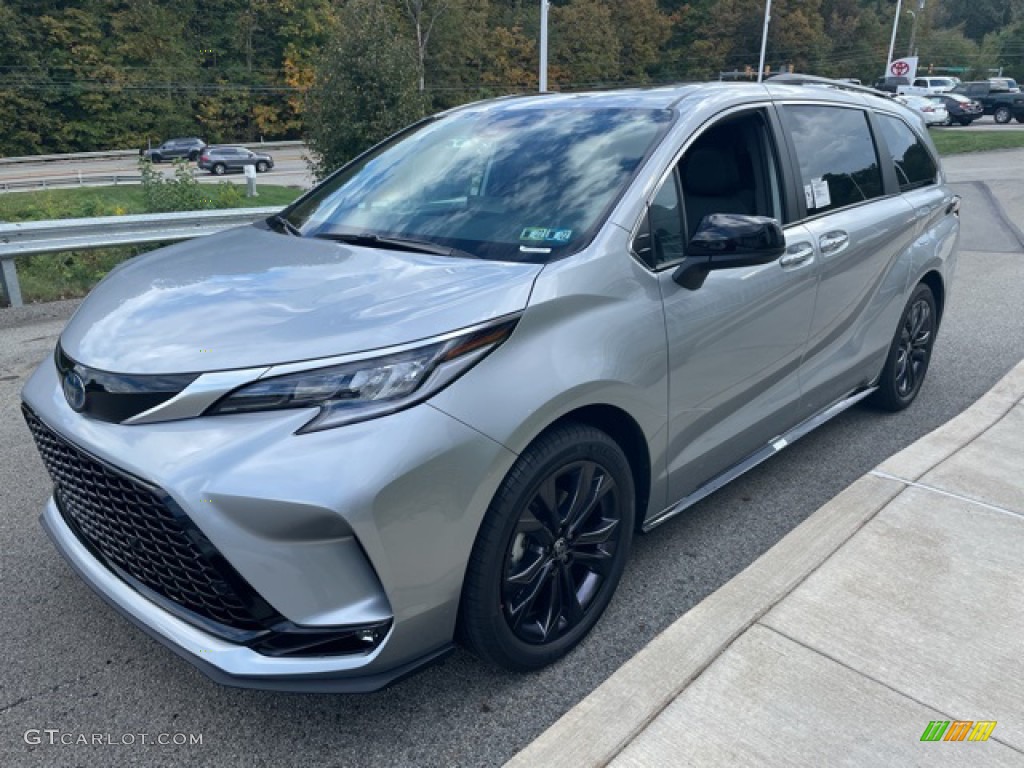 2022 Sienna XSE Hybrid - Celestial Silver Metallic / Gray Flannel/Black photo #7