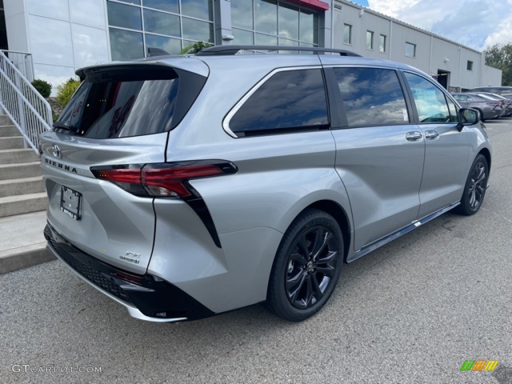 2022 Sienna XSE Hybrid - Celestial Silver Metallic / Gray Flannel/Black photo #9