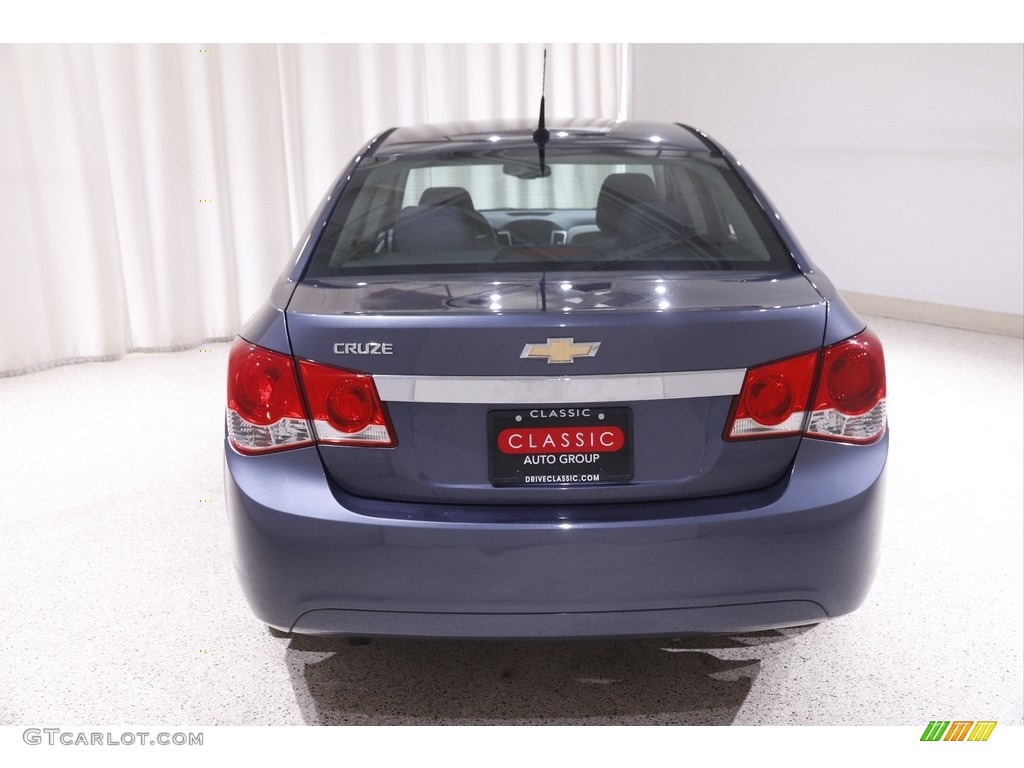 2013 Cruze LS - Atlantis Blue Metallic / Jet Black/Medium Titanium photo #15