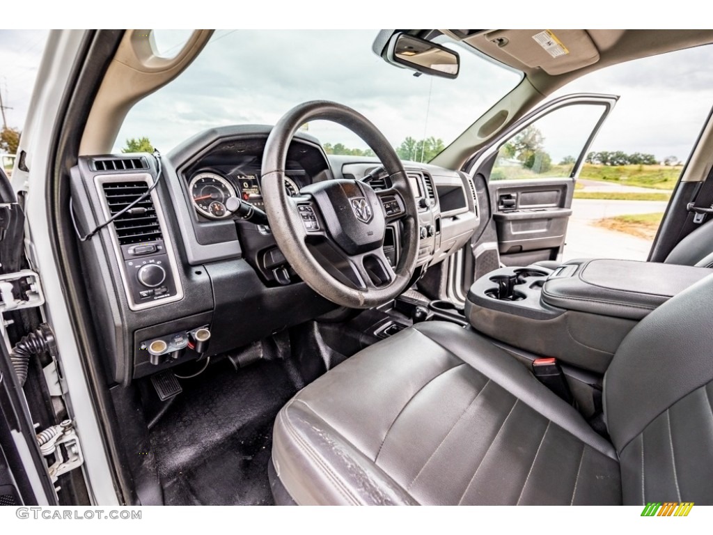 Black/Diesel Gray Interior 2016 Ram 2500 Tradesman Crew Cab 4x4 Photo #142998385